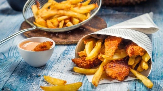 «Καμπανάκι» από επιστήμονες: Το πρόχειρο φαγητό αυξάνει τη συχνότητα καρκίνου του παγκρέατος σε νέους